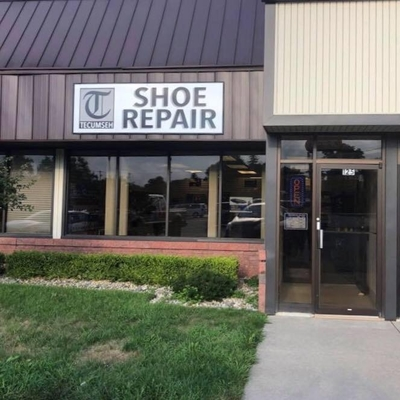 shoe repair shop near me open now